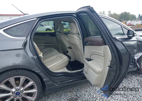 2017 Ford Fusion Platinum из США, поврежденный, VIN 3FA6P0K98HR171386